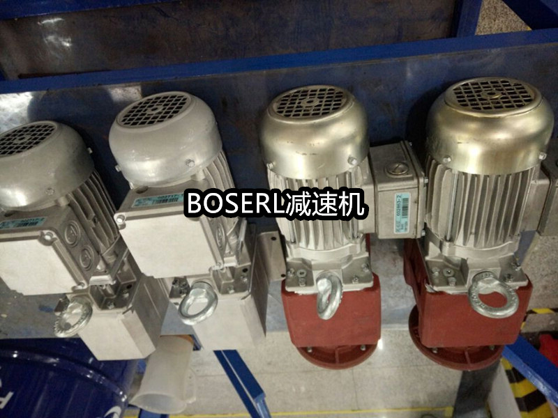 1666668807865881.jpg 齒輪減速電機(jī)一體機(jī)